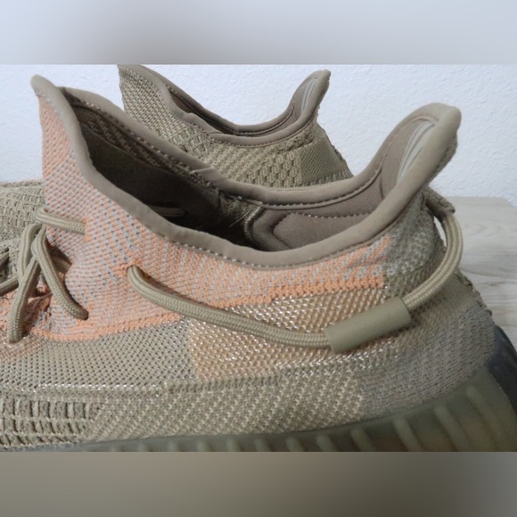 Adidas Yeezy Boost 350 V2 - Sand Taupe
